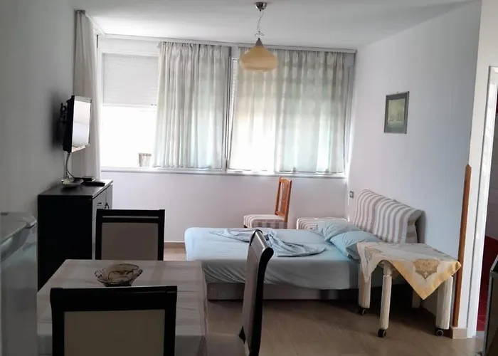 شقة Premium Jimmy 3 *